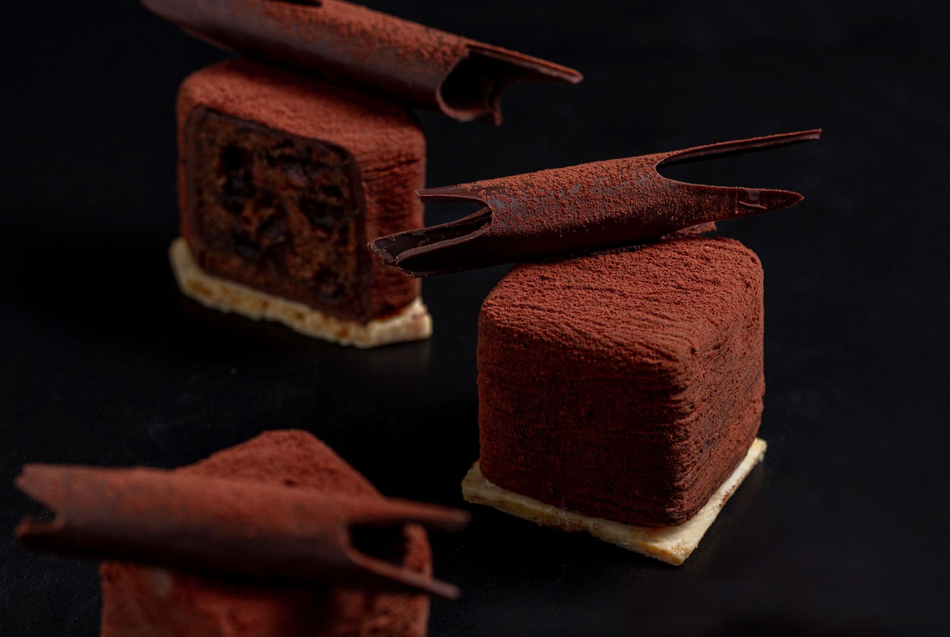 ALL_product_25B21_qYw8EOGW5n