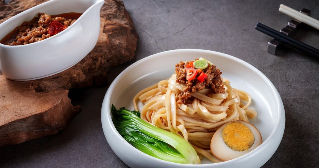 桃花林｜辣滷肉醬．冷凍乾拌麵